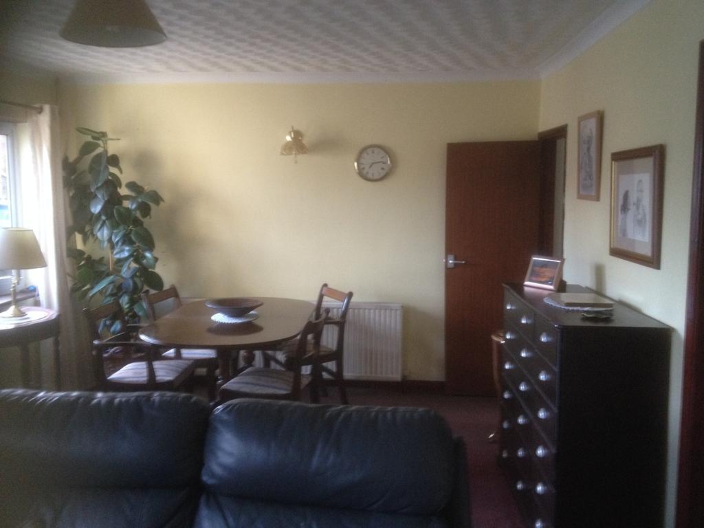 Beech Road Hotel Нюпорт Екстериор снимка